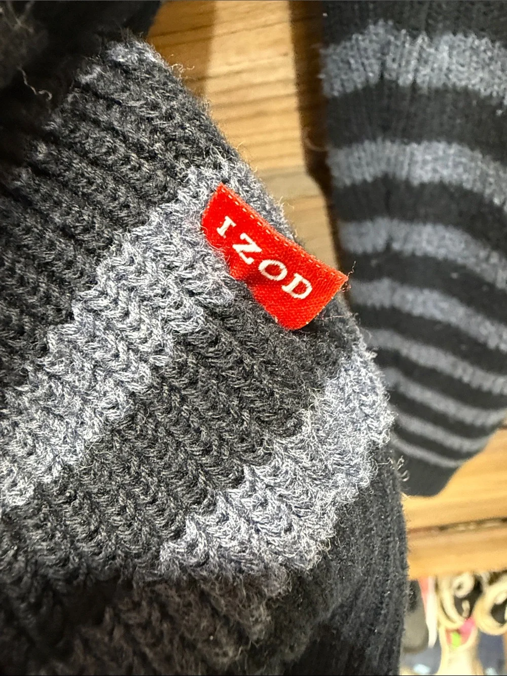 Izod half zip